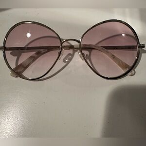 Authenticc Round Chloe Sunglasses 😎